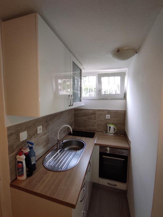 Bellus Apartment-Completely Renovated Split Exterior photo