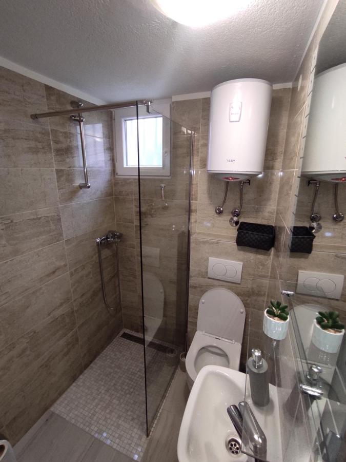 Bellus Apartment-Completely Renovated Split Exterior photo
